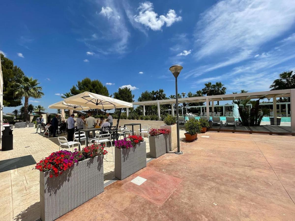 Masseria Grottella 阿韦特拉纳 外观 照片
