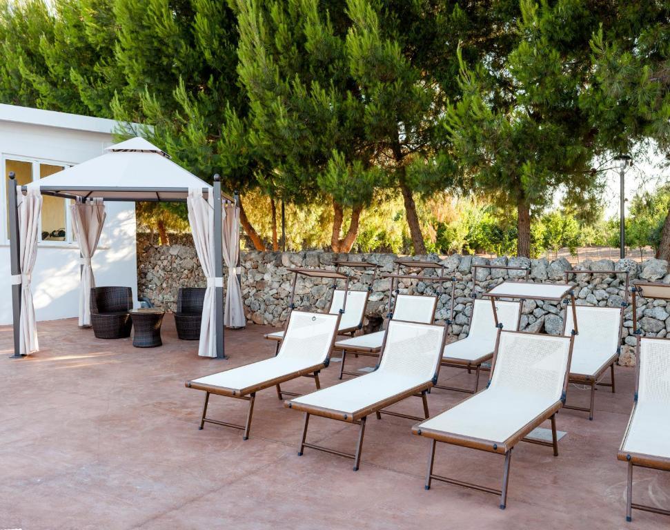 Masseria Grottella 阿韦特拉纳 外观 照片