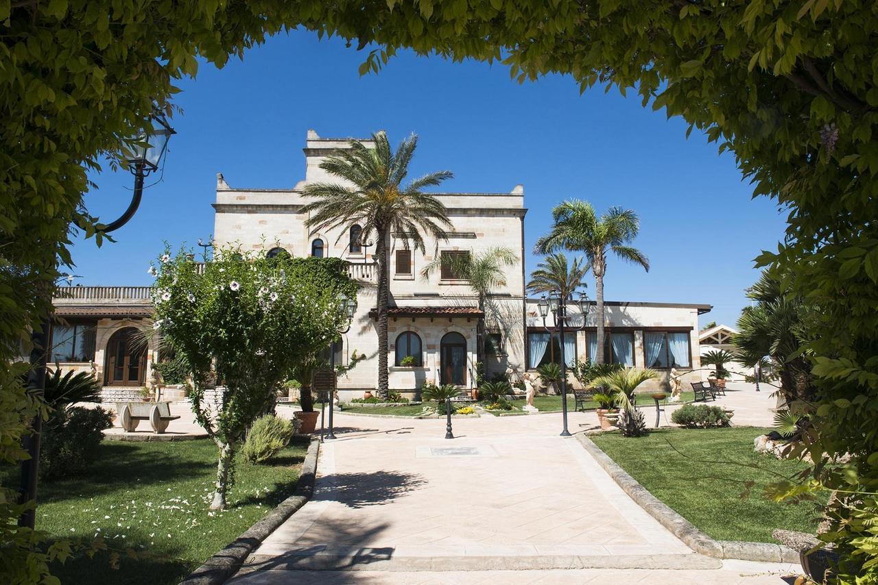 Masseria Grottella 阿韦特拉纳 外观 照片